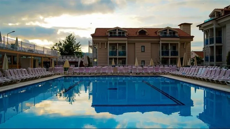 Pool, Aes Club, Dalaman