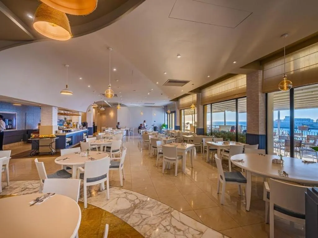 Restaurant, Verdi St Georges Bay Marina, Malta