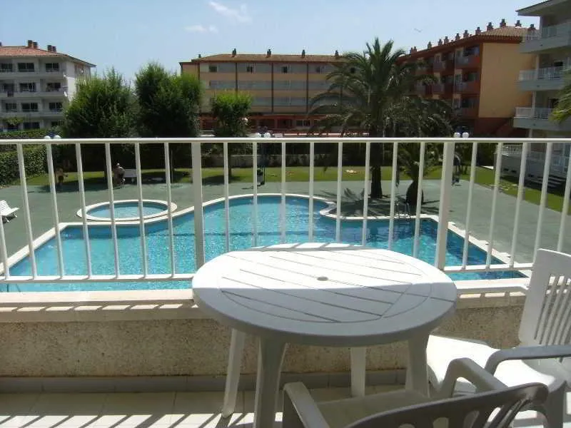 APARTMENT CAPACITY 6 TWO BEDROOMS Room, Blaumar 2D, Costa Brava