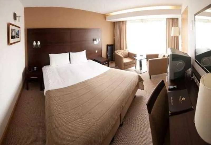 Room, White Sands, Dublin