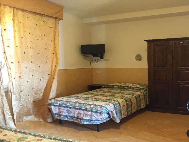 SINGLE STANDARD Room, Ascot, Florence