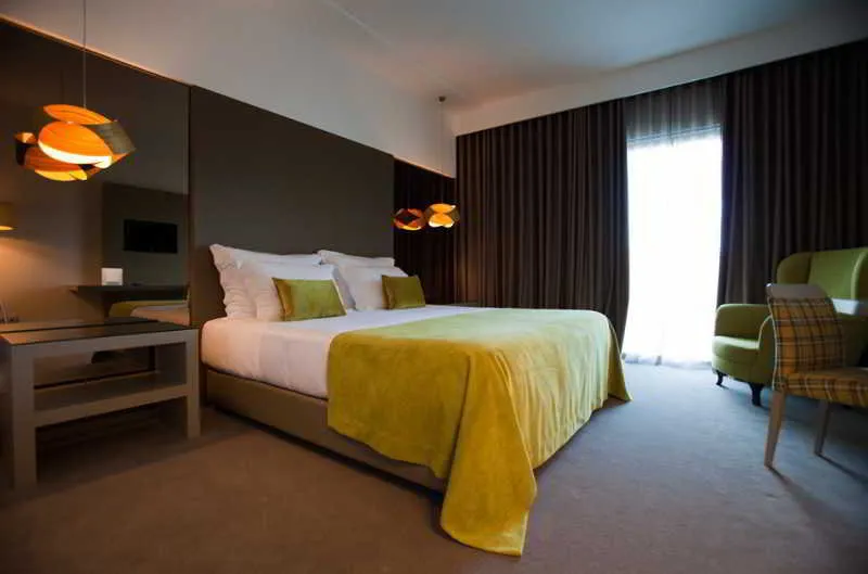 Double or Twin STANDARD Room, Delfim Douro Hotel, Porto