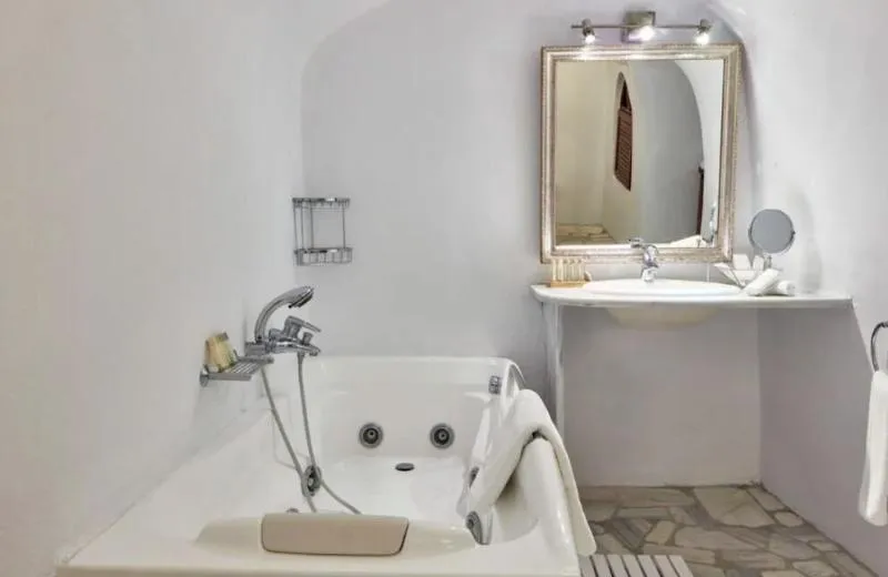 APARTMENT DELUXE Room, La Maltese Private House, Santorini