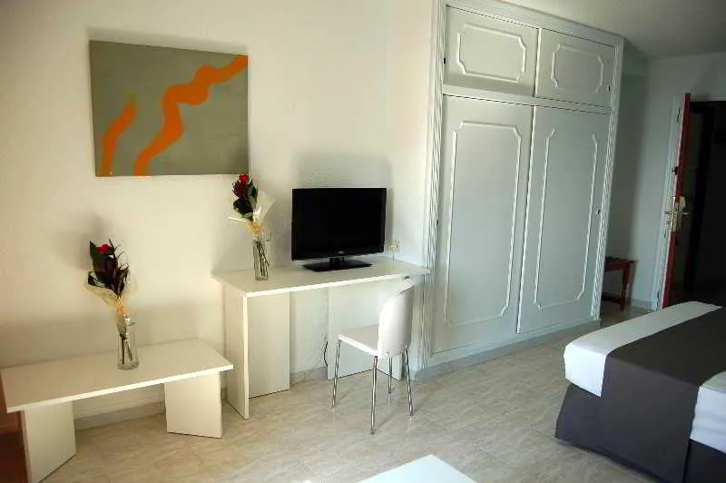 FAMILY ROOM STANDARD Room, Bluesense Villajoyosa Resort, Costa Blanca