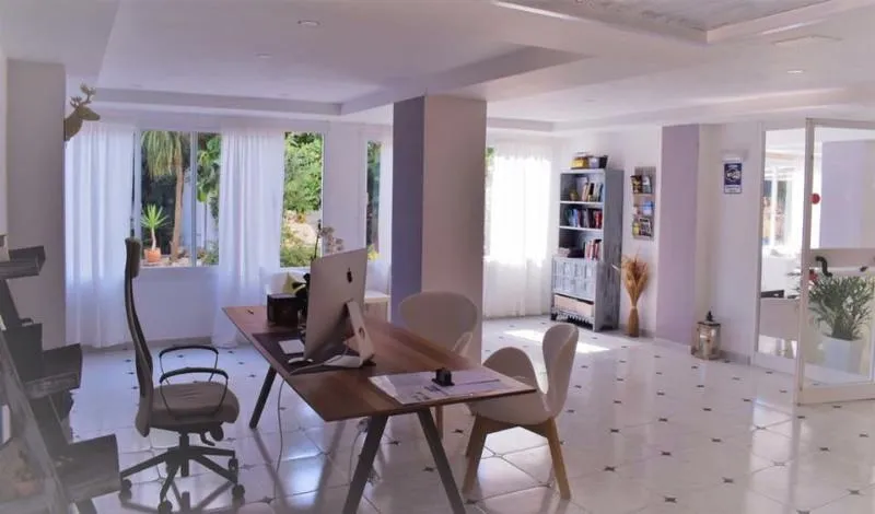 Lobby, Sureda, Majorca