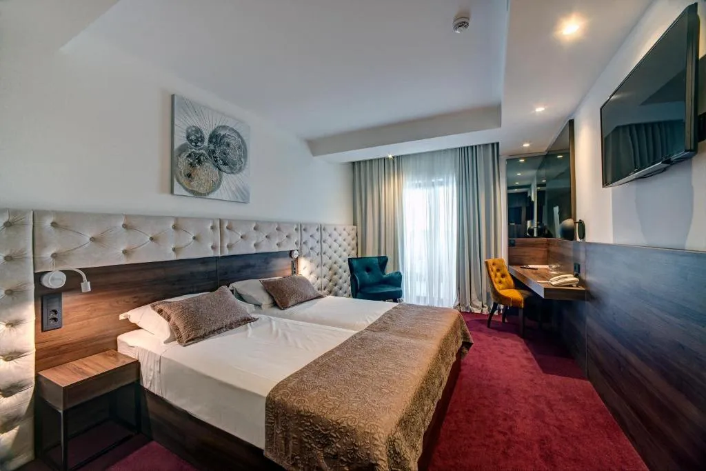 Double or Twin TWO BEDS Room, Hotel Scala, Split