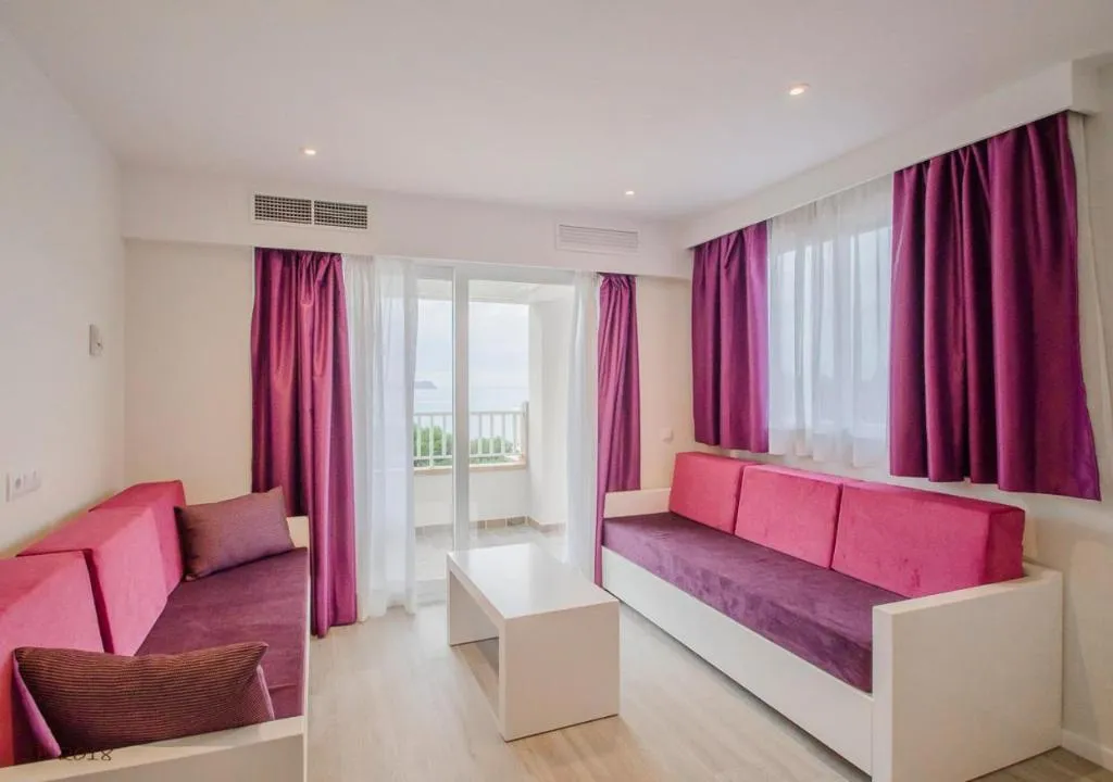 APARTMENT PREMIUM WITH VIEWS Room, Apartamentos Ponent, Majorca