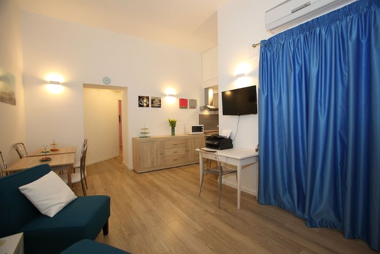 B&B Teatro, Palermo