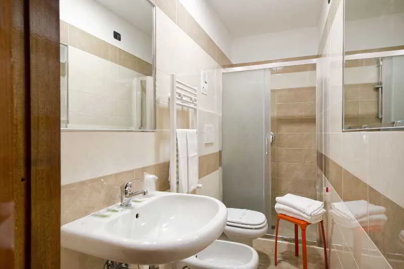 Room, Marco Polo, Rome