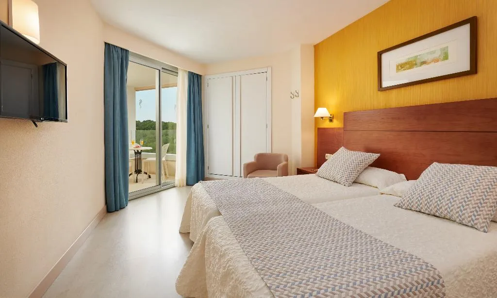 APARTMENT ONE BEDROOM Room, Hipotels Bahia Grande, Majorca