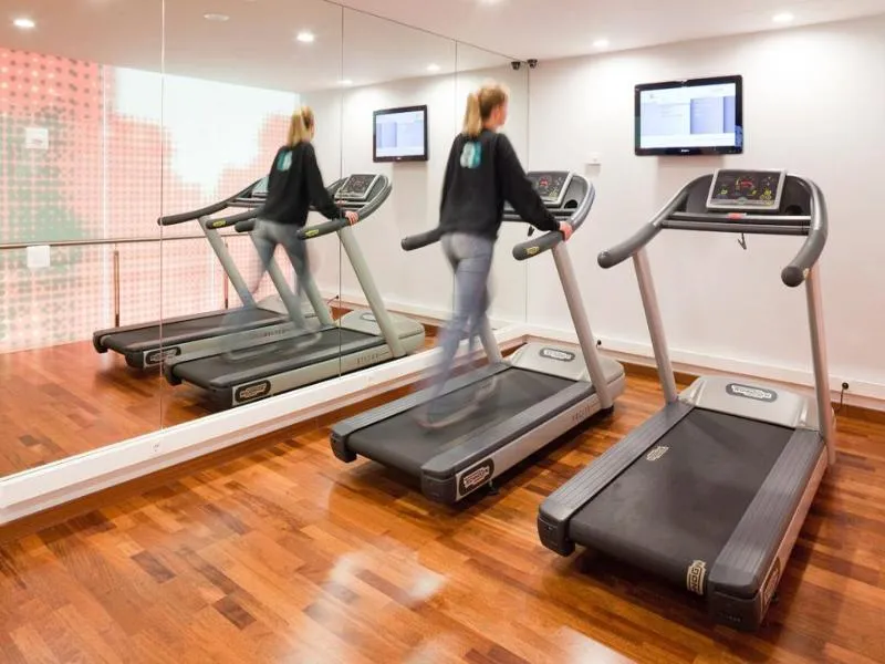Sports and Entertainment, Ibis Barcelona Pza Glories 22, Barcelona
