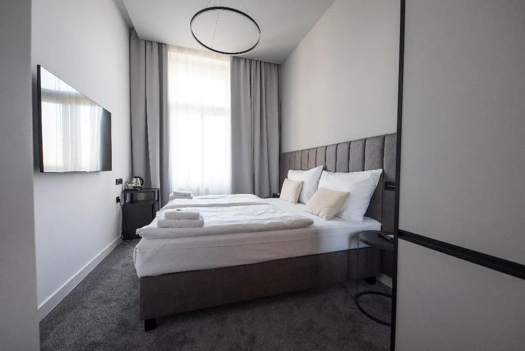 SINGLE STANDARD Room, The Gold Bank, Prague