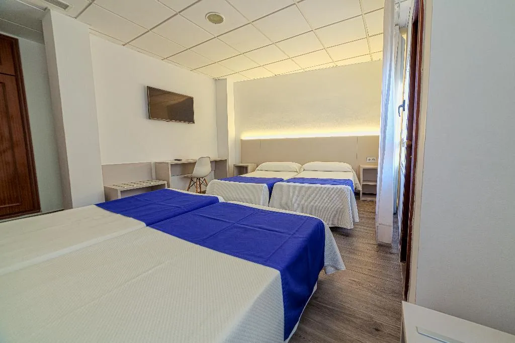 QUADRUPLE STANDARD Room, La Perla, Costa Almeria