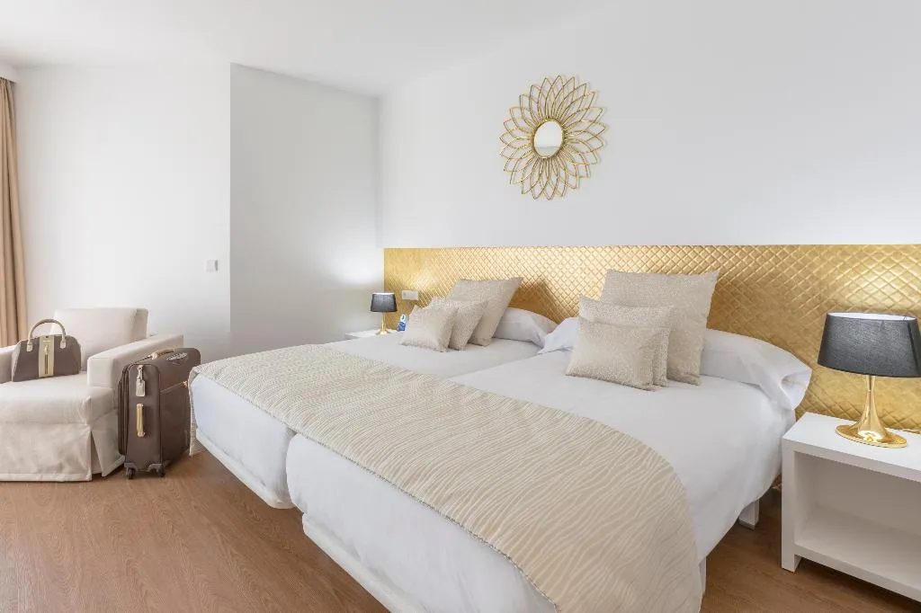 Double or Twin PREMIUM Room, Oliva Nova Beach & Golf Hotel, Fuerteventura