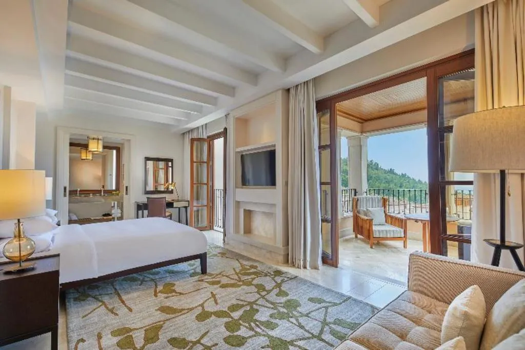 JUNIOR SUITE WITH VIEWS Room, Cap Vermell Grand Hotel, Majorca