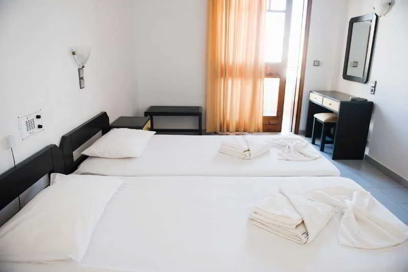 Room, Relax, Crete