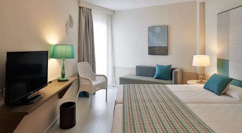 Double or Twin STANDARD Room, Allsun Lux De Mar, Majorca