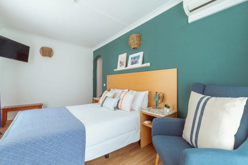 Double or Twin OCEAN FRONT Room, WOT Ericeira, Lisbon