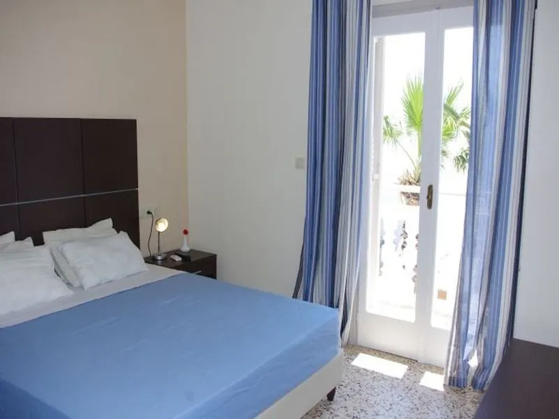 Room, Kamari Blue Boutique Hotel, Santorini