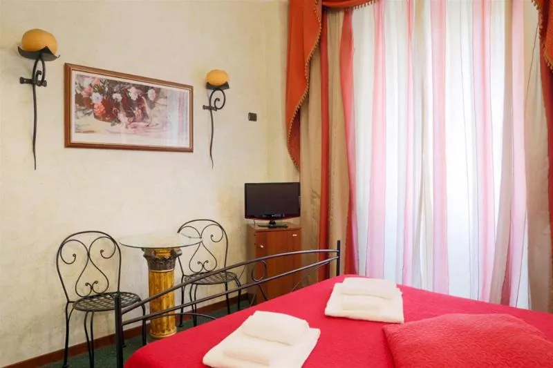 Room, Residenza Vaticana, Rome