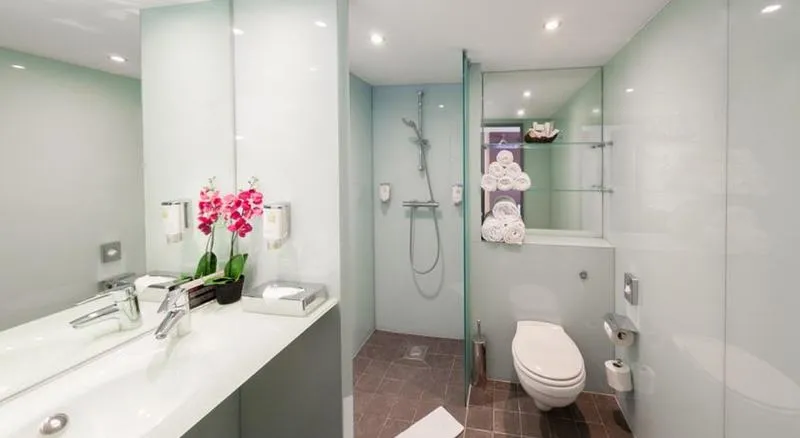 DOUBLE STANDARD Room, Hotel Orangerie, Vienna