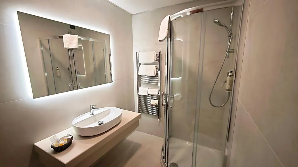 SINGLE STANDARD Room, Le Torri Hotel, Cagliari