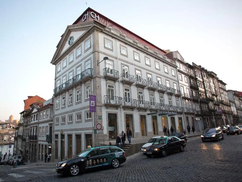 General view, Carris Porto Ribeira, Porto