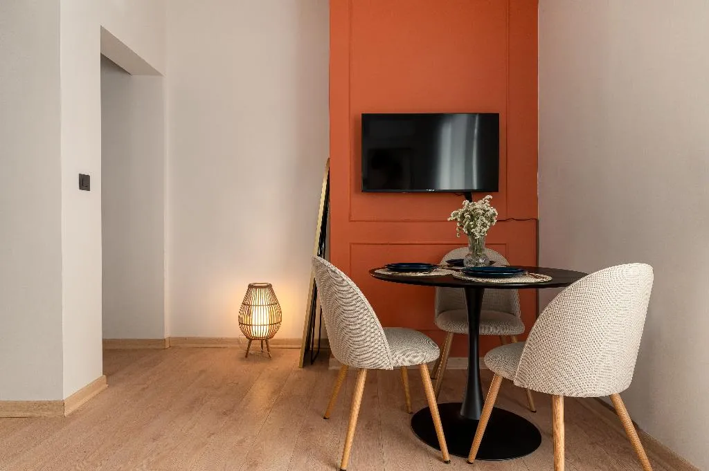 APARTMENT WITH BALCONY Room, Phalerus Suites, Athens
