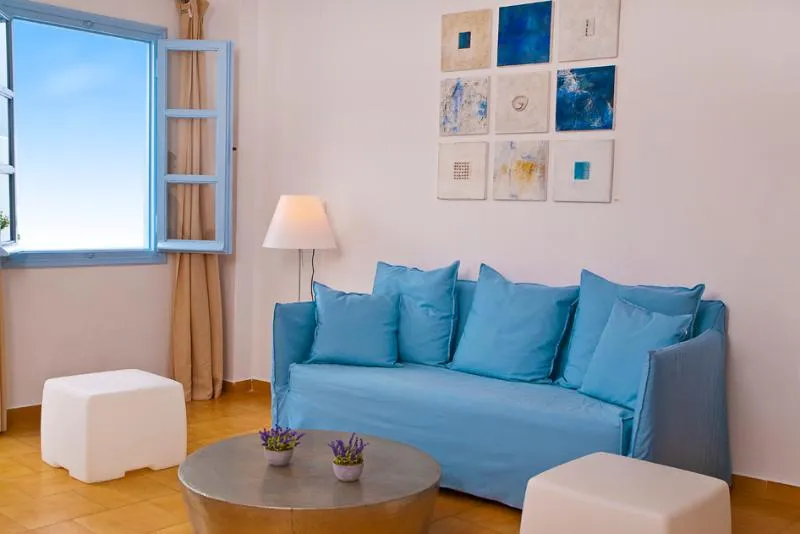 STUDIO STANDARD Room, Mill Houses New Elegant Suites by Mr and Mrs White, Santorini