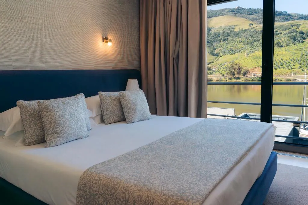 DOUBLE RIVER VIEW Room, Folgosa Douro Hotel, Porto