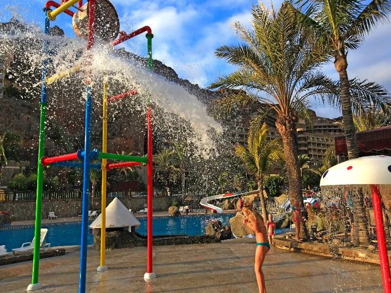 Sports and Entertainment, Hotel LIVVO Valle Taurito, Gran Canaria