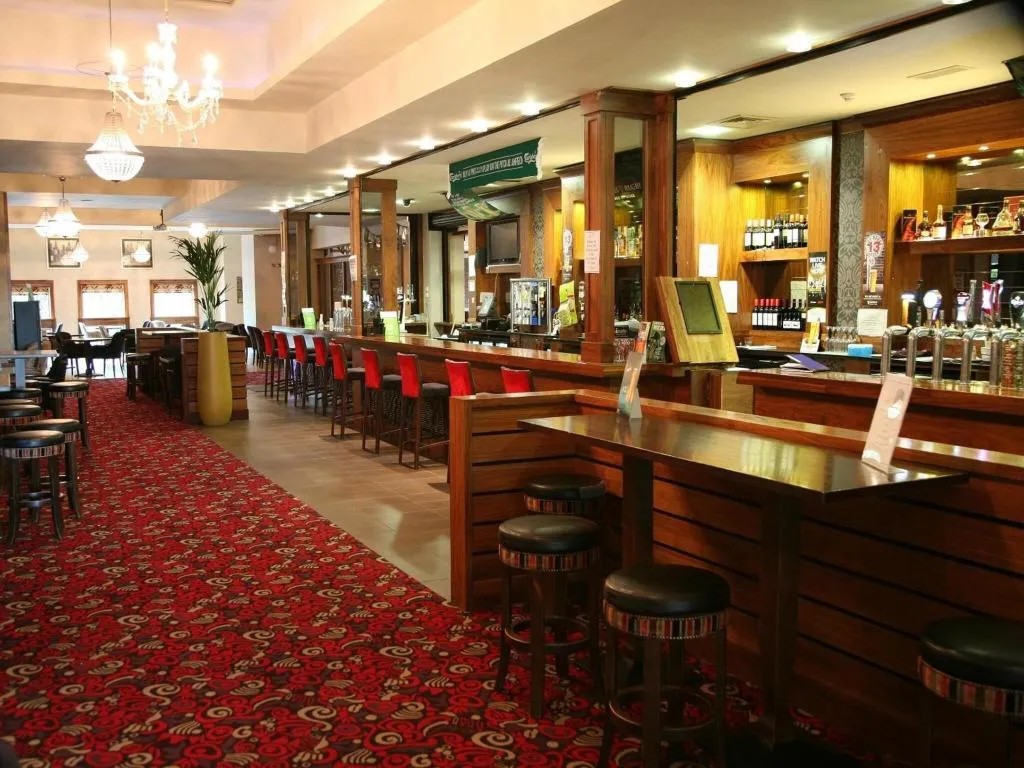 Bar, The Green Isle Hotel Dublin, Dublin
