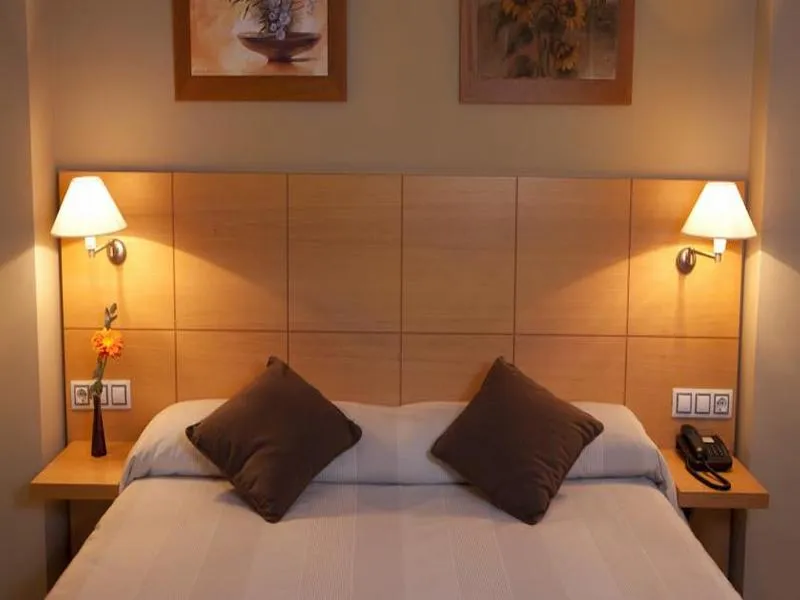 Double or Twin STANDARD Room, La City, Costa Blanca