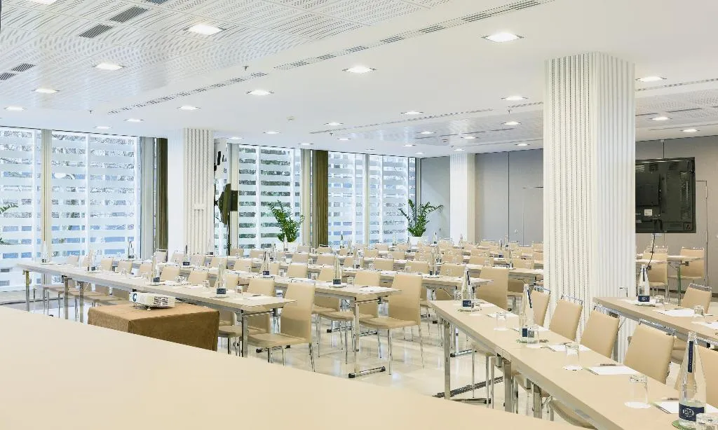 Room, NH Collection Madrid Eurobuilding, Madrid