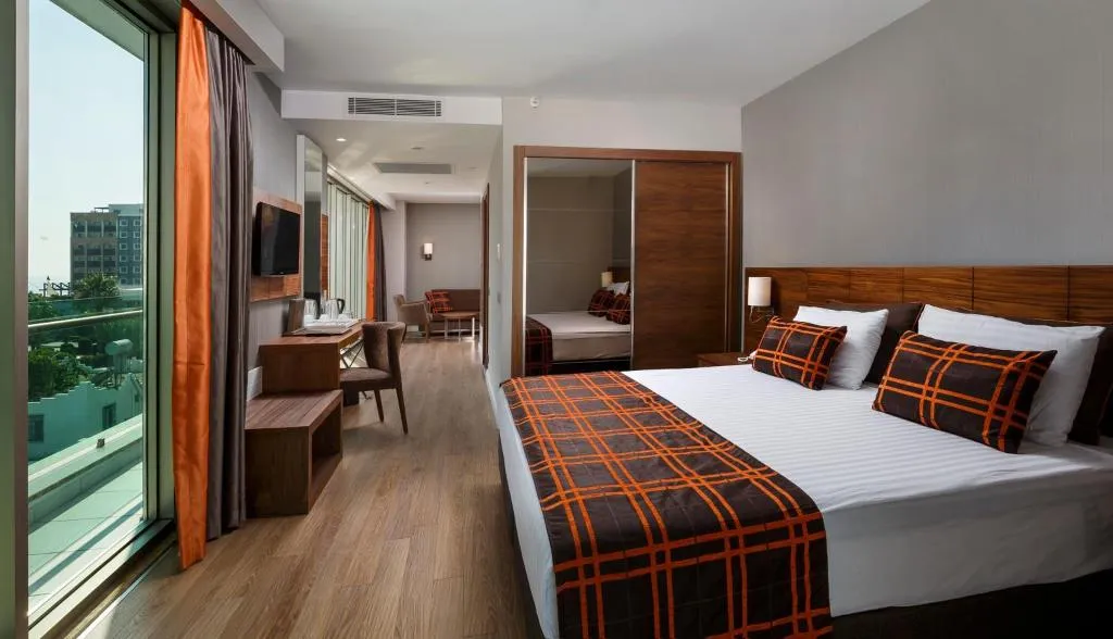 FAMILY ROOM GARDEN VIEW Room, Side Sunport Hotel & Spa, Antalya