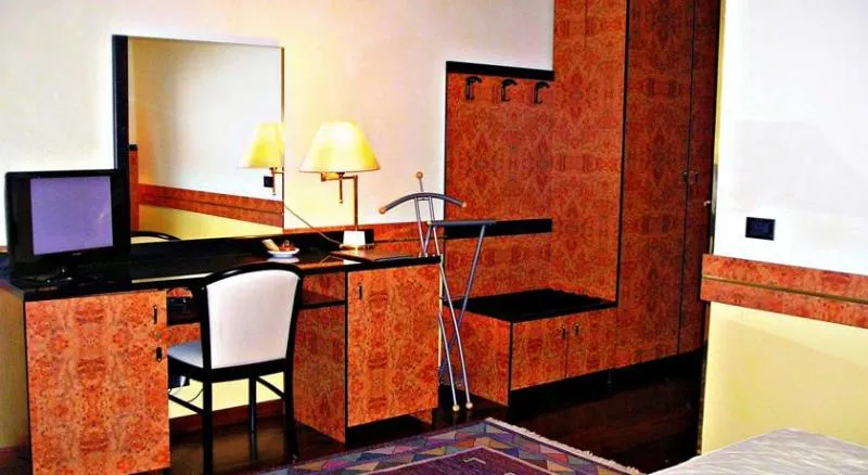 TWIN SUPERIOR Room, Park Hotel Villa Leon d'Oro, Venice