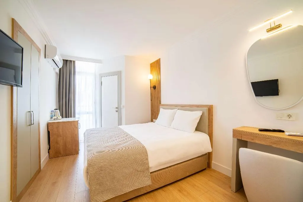 JUNIOR SUITE STANDARD Room, Golda Hotel, Antalya