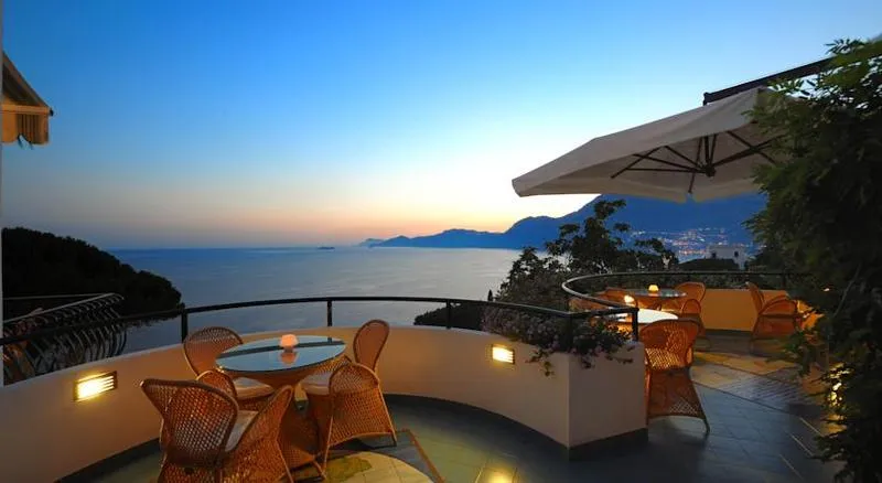 Terrace, Hotel il Pino, Naples