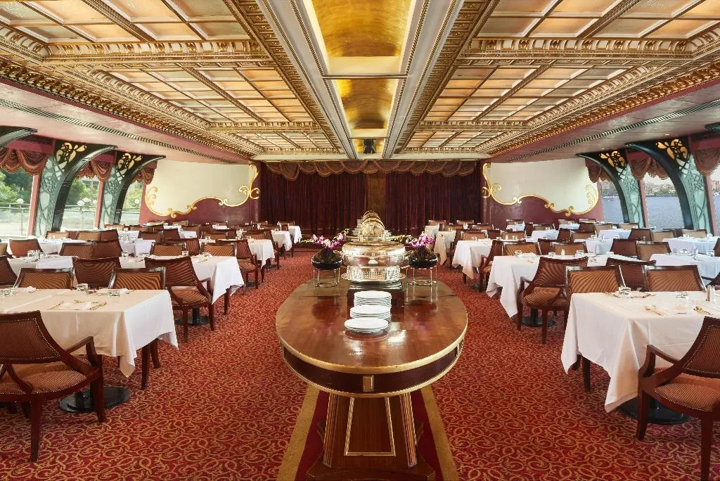 Restaurant, Hilton Cairo Grand Nile, Cairo