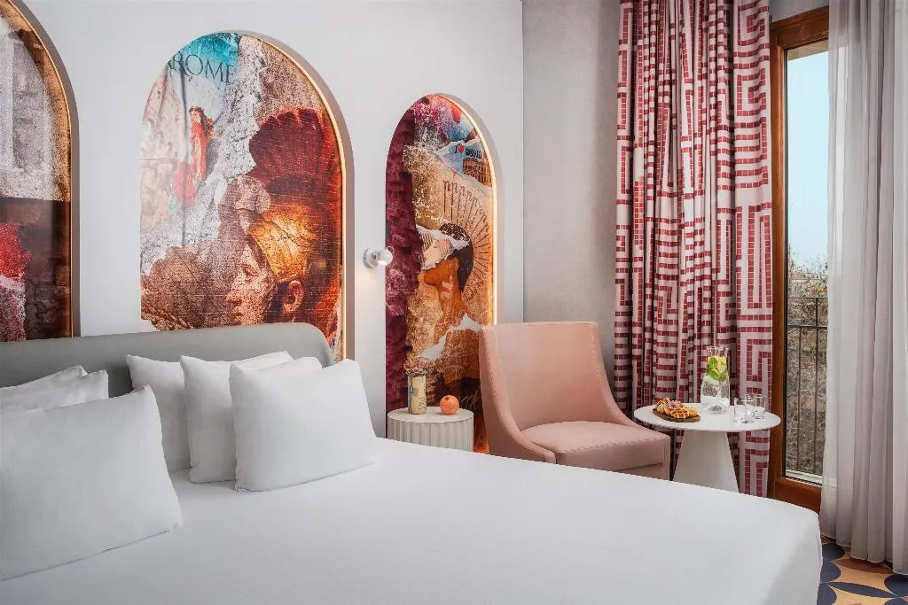 SUITE WITH VIEWS Room, nhow Roma Vittorio Veneto, Rome