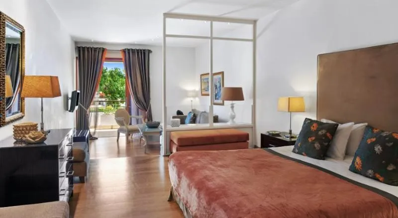 JUNIOR SUITE DELUXE PREMIER Room, Skiathos Princess, Skiathos