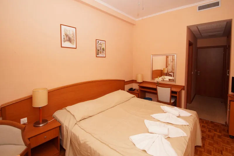 DOUBLE PARK VIEW WITH BALCONY Room, Adria Vela Luka, Dubrovnik
