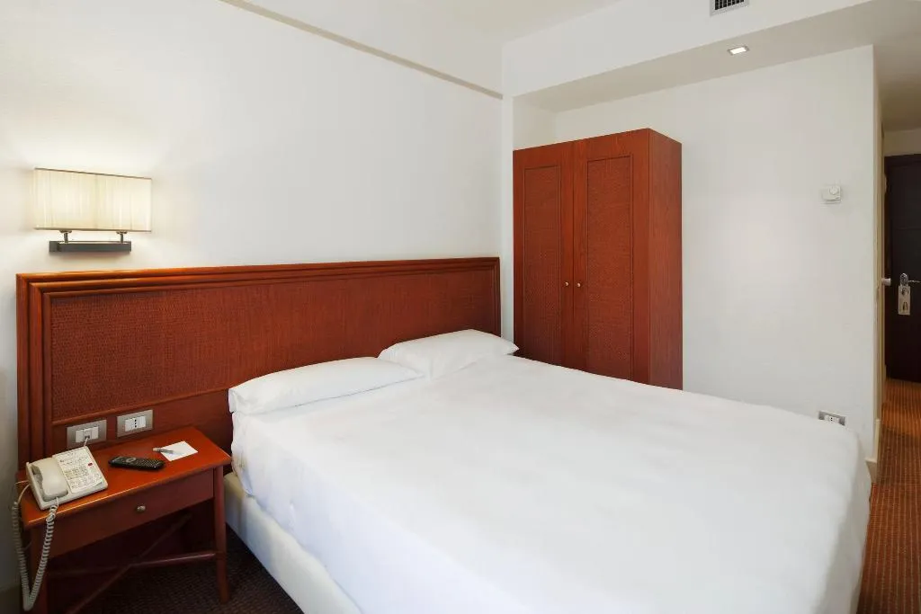 DOUBLE STANDARD Room, NH Collection Roma Centro, Rome