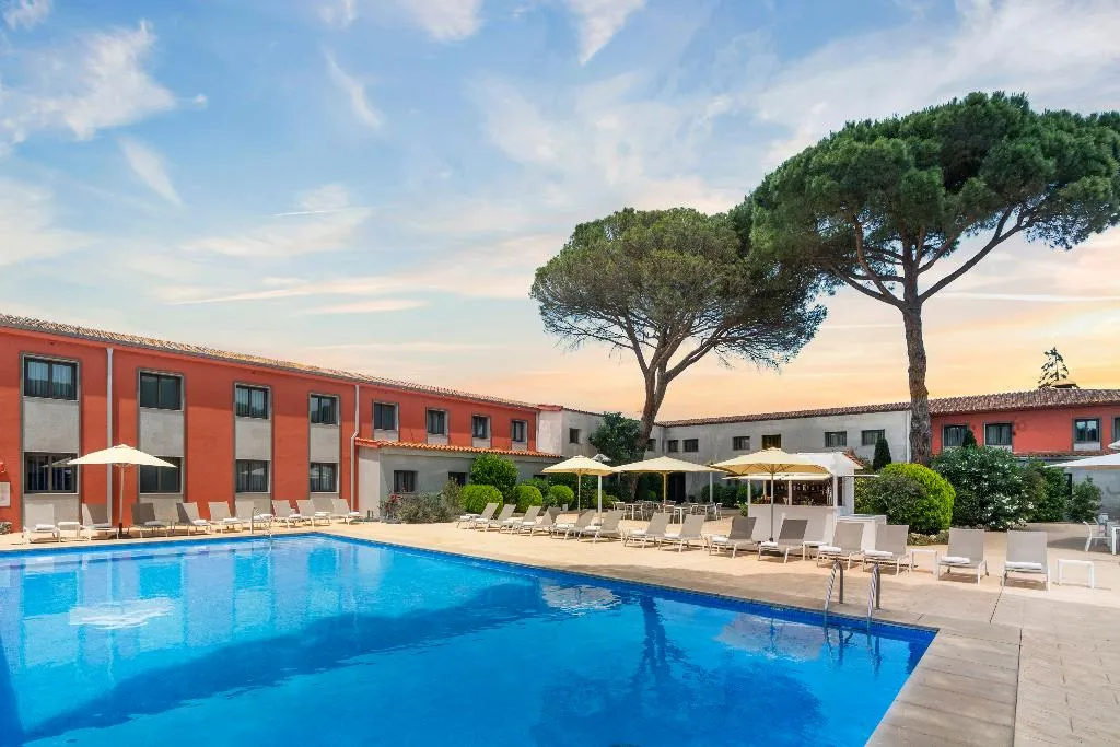 Pool, Salles Hotel Aeroport de Girona, Costa Brava
