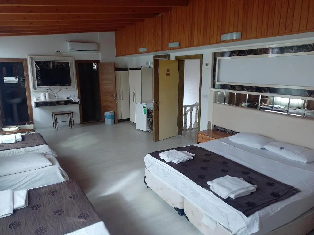 QUADRUPLE STANDARD Room, Behram Hotel, Antalya