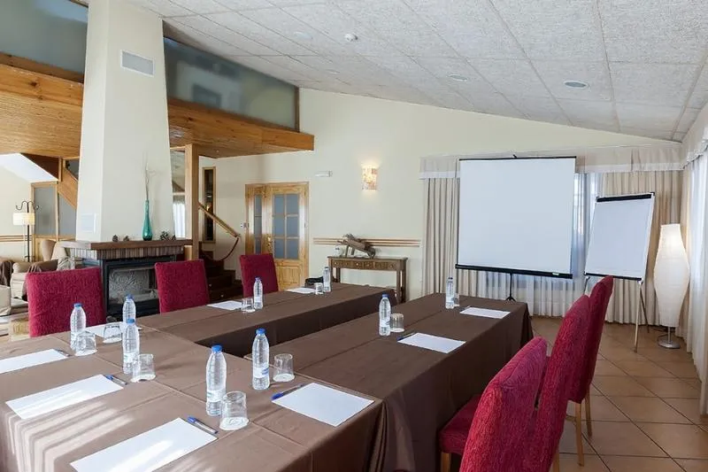 Conferences, La Sierra by Selecta, Madrid