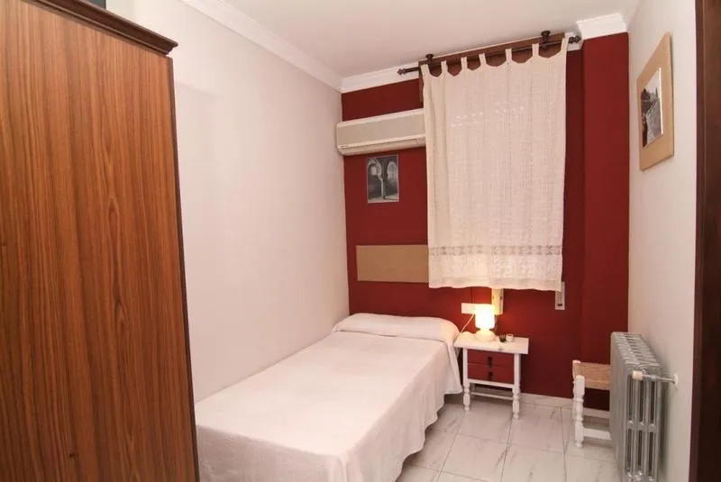 Room, Virgen de los Reyes, Costa Del Sol