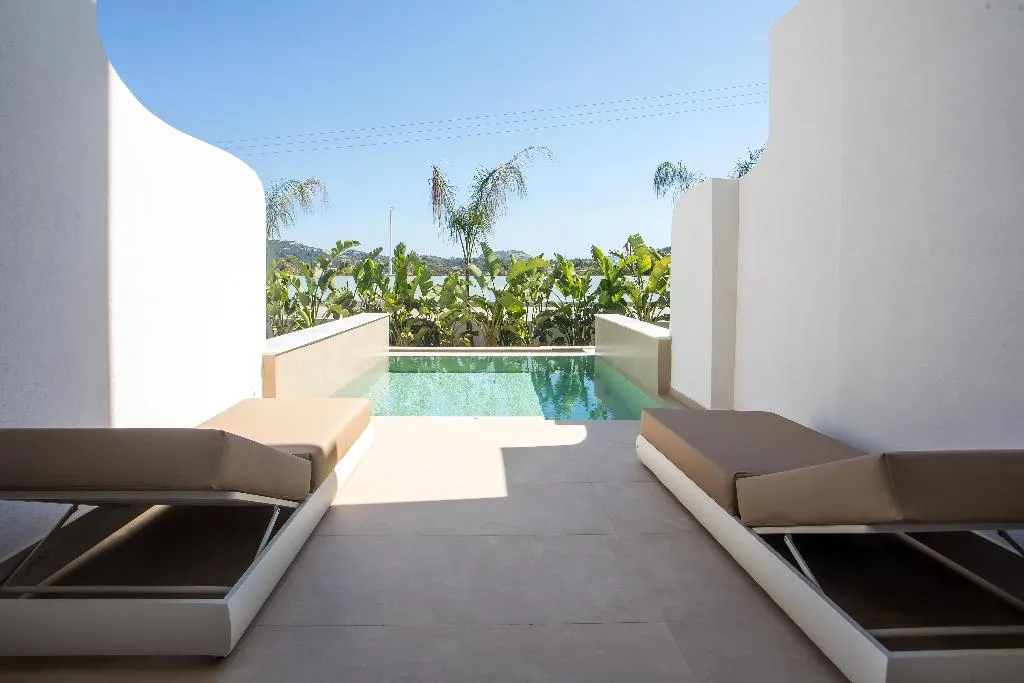 SUITE WITH PRIVATE POOL Room, Castello di Cavaliere Suites, Rhodes