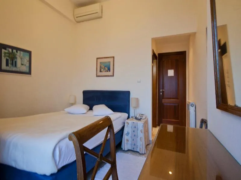 SINGLE STANDARD Room, Adonis, Mykonos