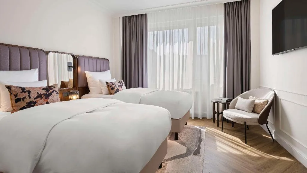 TWIN DELUXE Room, Vignette Collection Bristol Berlin, Berlin